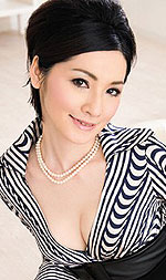 Kaori Momoyama's Picture